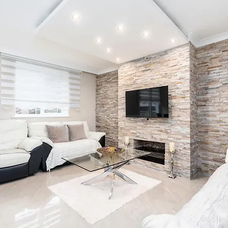 3-bed - Sleeps Up To 6 - Near Centre - Free Parking Apartment Sheffield