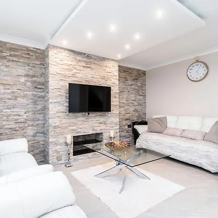 Apartment 3-bed - Sleeps Up To 6 - Near Centre - Free Parking Sheffield